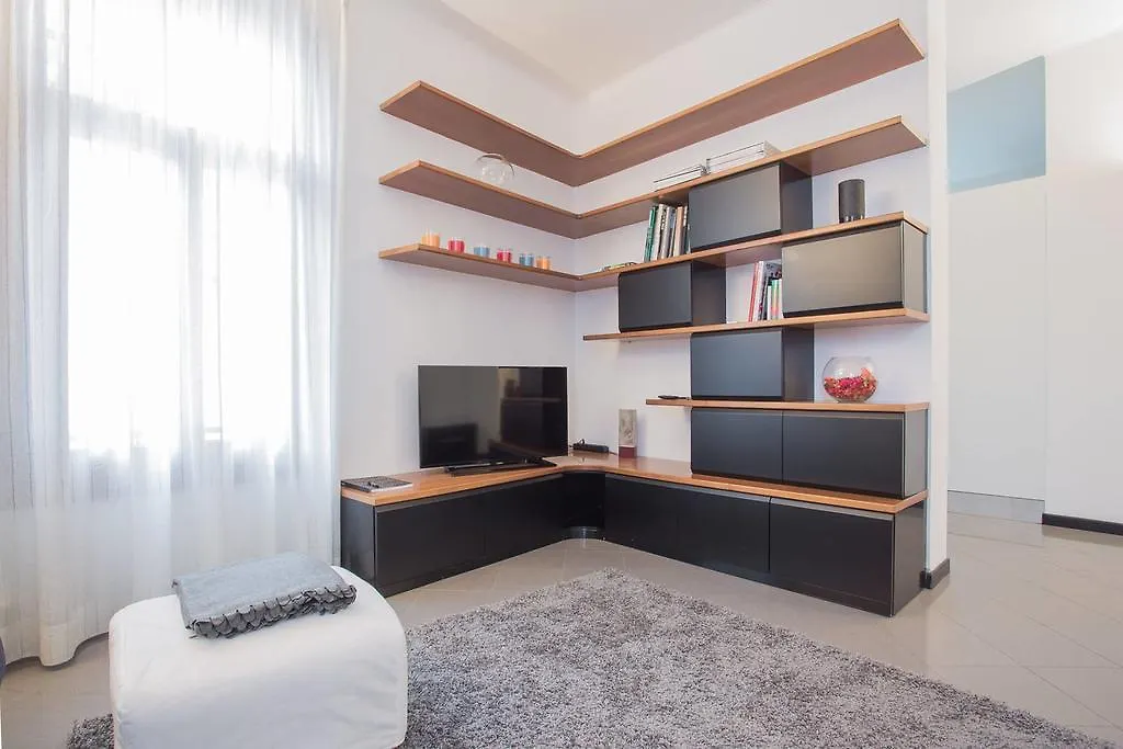 Filodrammatici Loft By Welc Daire Treviso 0*,  İtalya